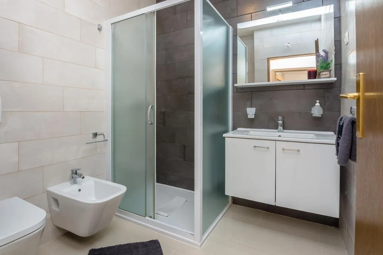 ויר Apartment K&L 0*,  קרואטיה